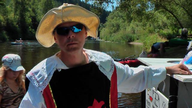 Vltava Bačkory 2008 > obr (127)
